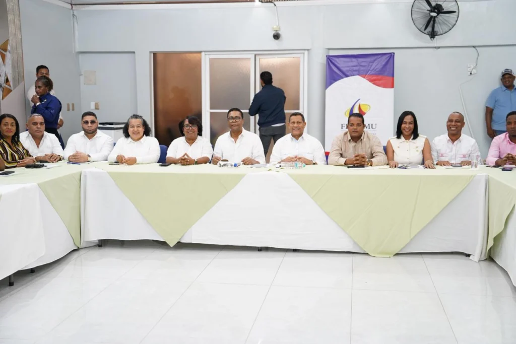 Mesa directiva de la Asamblea Eleccionaria de la Región Enriquillo